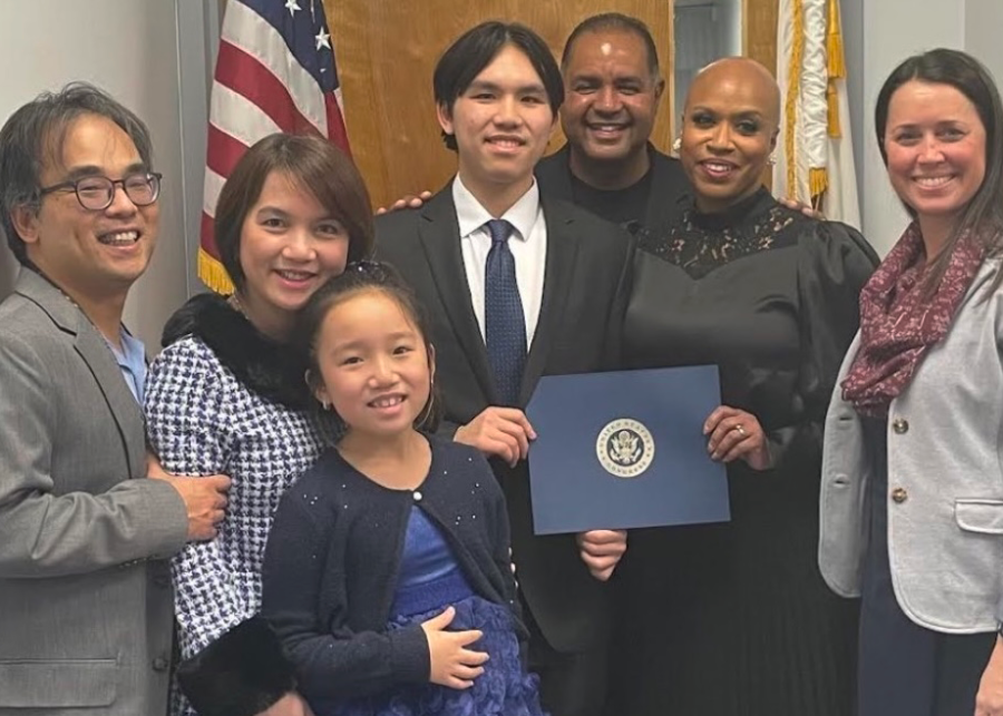 Congresswoman Pressley signs off on Nguyen’s commitment. (Photo Credit: @blsthrives)