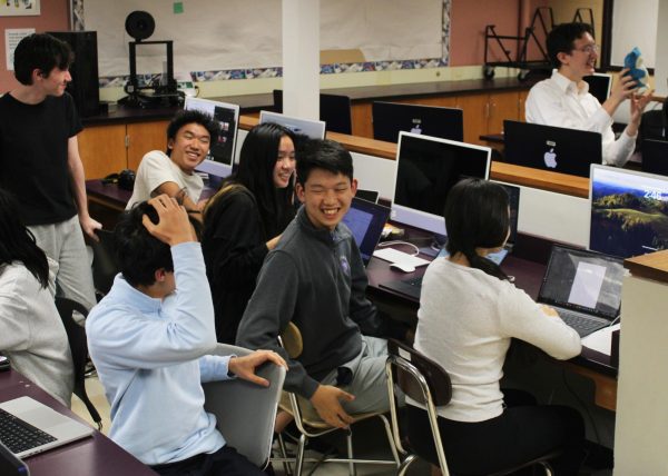 The Argo editors prepare for the first issue of the year! (Source: Lauren Dong (III))