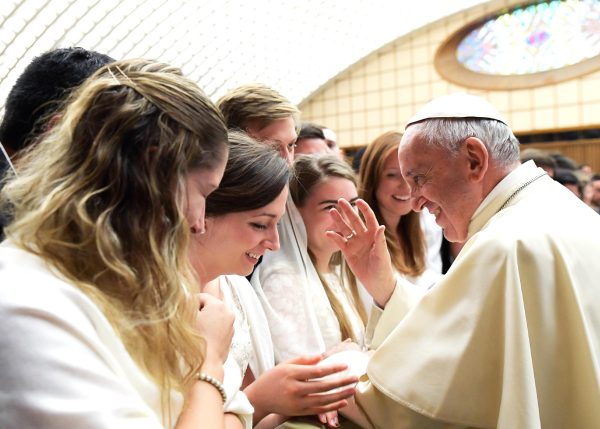 Pope Francis blesses women at the Vatican. (Source: CNS Photo)